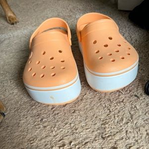Platform Crocs